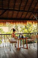 Hani Hideaway
