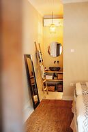 Hani Hideaway