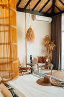 Hani Hideaway