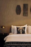 Hani Hideaway
