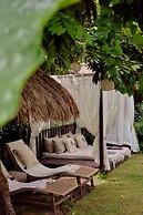 Hani Hideaway