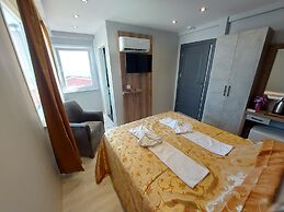 Peker Hotel