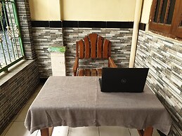 OYO Life  92620 Syfa Kost