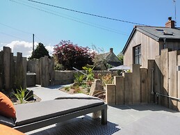Stargazy Cottage