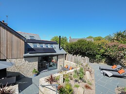 Stargazy Cottage