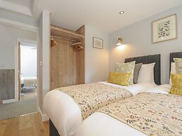 Stargazy Cottage