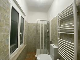Ca' Bea Apartment with AC and Terrace