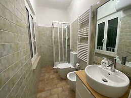 Ca' Bea Apartment with AC and Terrace
