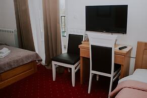 Hotel Serdar