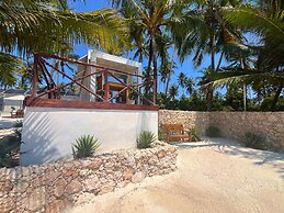 Zanzibar Beach House- West