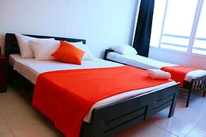 2 Bedroom Apartment 2c19 With Pool