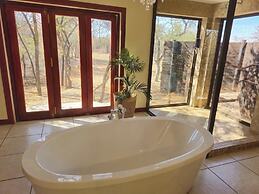 Phakela Private Lodge