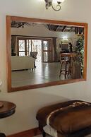 Phakela Private Lodge
