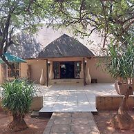 Phakela Private Lodge
