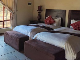 Phakela Private Lodge