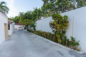 Hotel 1325
