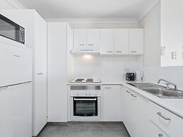 Bay Lodge - Private Apartments
