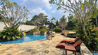 Lorin Dwangsa Solo Hotel