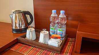 Lorin Dwangsa Solo Hotel