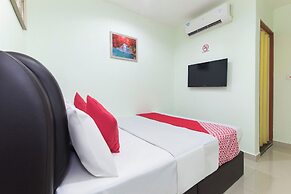 OYO 444 KL Empire Hotel