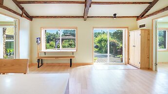 Jeju Doldamhankil Pension