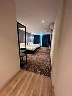Le'genda Hotel