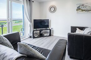 Beach View - 2 Bed Apartment - Llanelli
