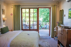 5 Seasons Guesthouse