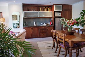 5 Seasons Guesthouse