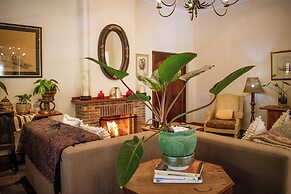 5 Seasons Guesthouse