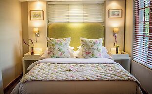 5 Seasons Guesthouse