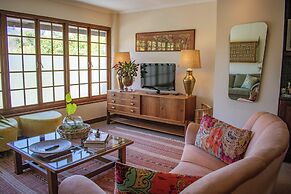 5 Seasons Guesthouse