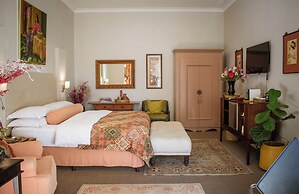 5 Seasons Guesthouse