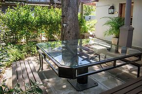 5 Seasons Guesthouse