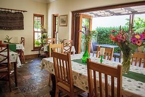 5 Seasons Guesthouse