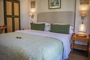 5 Seasons Guesthouse