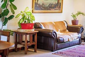 5 Seasons Guesthouse