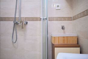Apartment Galeriana Palace by Litto