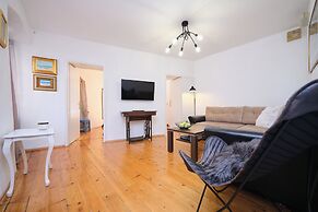 Apartment Galeriana Palace by Litto
