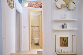 Apartment Galeriana Palace by Litto