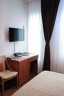 Hotel Gold Inn