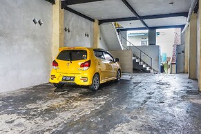 OYO Life 92087 Griya Nurainy