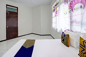 SPOT ON 92388 Villa Segi Delapan