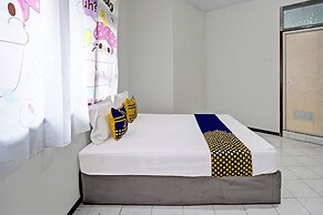 SPOT ON 92388 Villa Segi Delapan