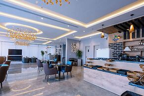 IRIS INN NARJIS