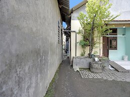 Hotel O Kost 2 Putra Syariah