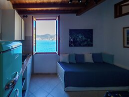 Casa Teresa with AC and Sea View Balcony