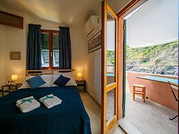 Casa Teresa with AC and Sea View Balcony