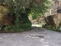 5 Castle Hill