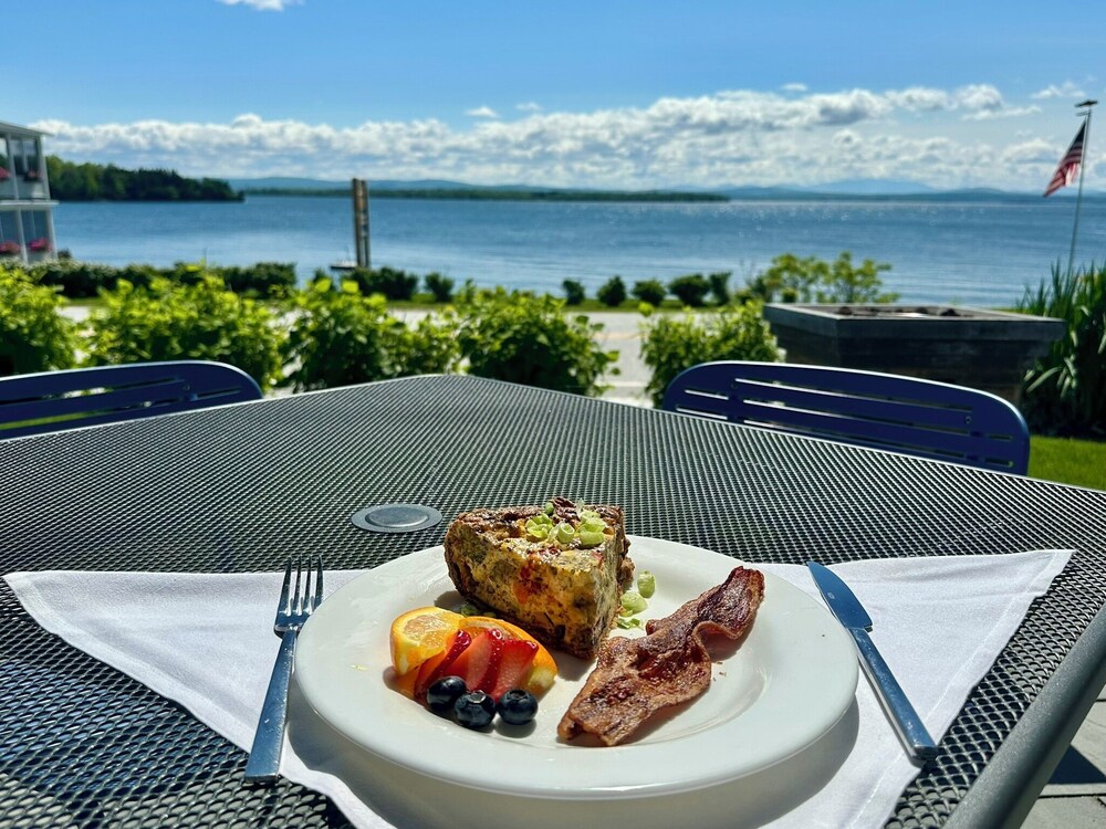 The North Hero House Inn & Restaurant